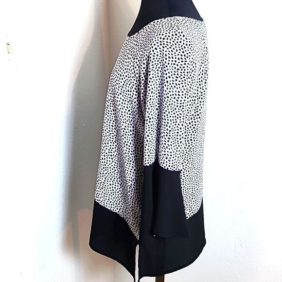 Grey & Gray Black & White Dot Blouse with Solid Black Trim, Size Medium - Picture 4 of 8